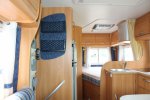 Chausson Welcome 70, 2.3 MultiJ 130 PK, Motor / Dak airco, Half-integraal, Zit groep met 2 draaistoelen, Fransbed, Bj. 2007 Marum (GR) foto: 17