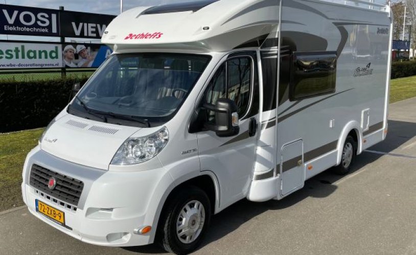 Dethleff's 6 pers. Rent a Dethleffs camper in Wijk en Aalburg? From € 95 pd - Goboony photo: 0