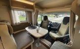 Rimor 4 pers. Rent a Rimor motorhome in Putten? From € 98 pd - Goboony photo: 3