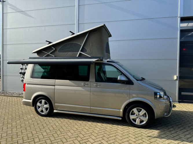 Volkswagen T5 CALIFORNIA | 2.0 TDI | 180PK | 4 Pers. | Cruise | Climate foto: 9