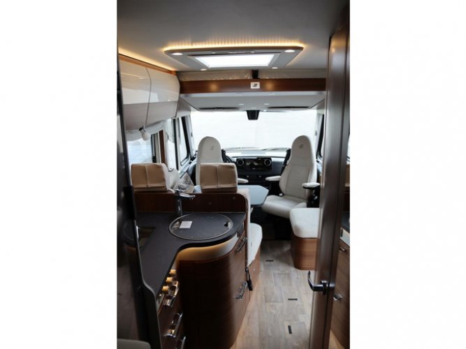 Hymer BMC-I 600 WhiteLine 170pk automaat | SLC AL-KO Chassis | LED Koplampen | Uit voorraad leverbaar | foto: 11