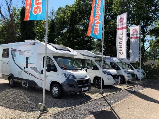 Hymer B ML 880 Levelsysteem  foto: 23