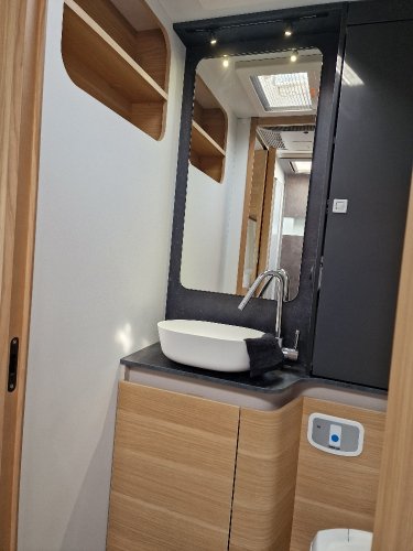 Adria Matrix 670 DL plus foto: 13