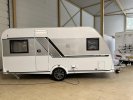 Knaus Sport E-Power Selection 450 FU frans bed / rondzit  foto: 2