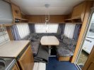 Knaus Azur 490 UFE Rondzit Frans bed en Tent  foto: 15