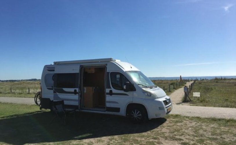 Peugeot 2 pers. Louer un camping-car Peugeot à De Bilt ? A partir de 93€ pj - Goboony photo : 0