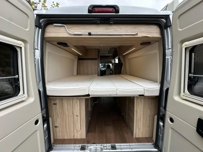 Hymer Yellowstone Hefdak 4 persoons  foto: 18