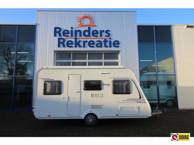 Caravelair Antares Style 440 Lichtgewicht Thule  hoofdfoto: 1