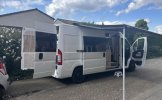 Peugeot 2 pers. Rent a Peugeot camper in Venlo? From € 109 pd - Goboony photo: 4