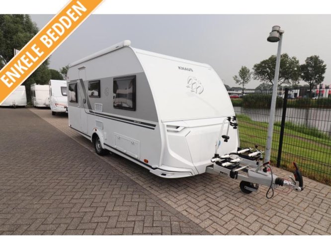 Knaus Sport 460 EU Mover, luifel, fietsendr.  hoofdfoto: 1