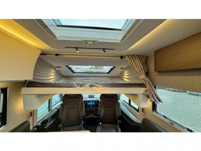 Adria Super Sonic 890 LL op Mercedes-Benz foto: 9