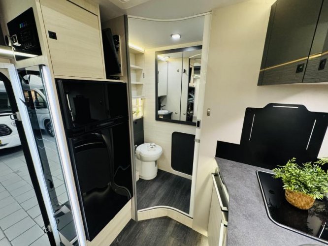 Chausson Titanium Premium 650 Automaat Ruimtewonder  foto: 17