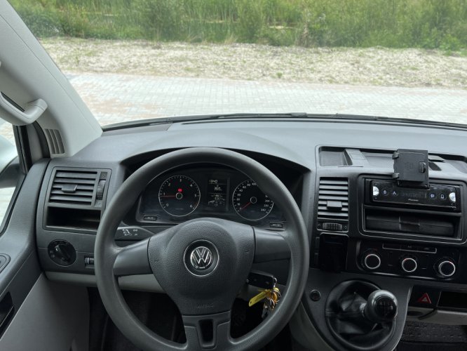 Volkswagen  T5 buscamper BEARLOCK + CARPLAY foto: 7