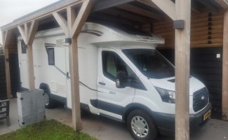 Ford 5 Pers. Einen Ford-Camper in Snelrewaard mieten? Ab 121 € p.T. - Goboony