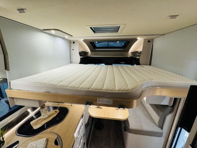 Hymer Tramp 695 S 9-Traps Automaat Mercedes  foto: 11