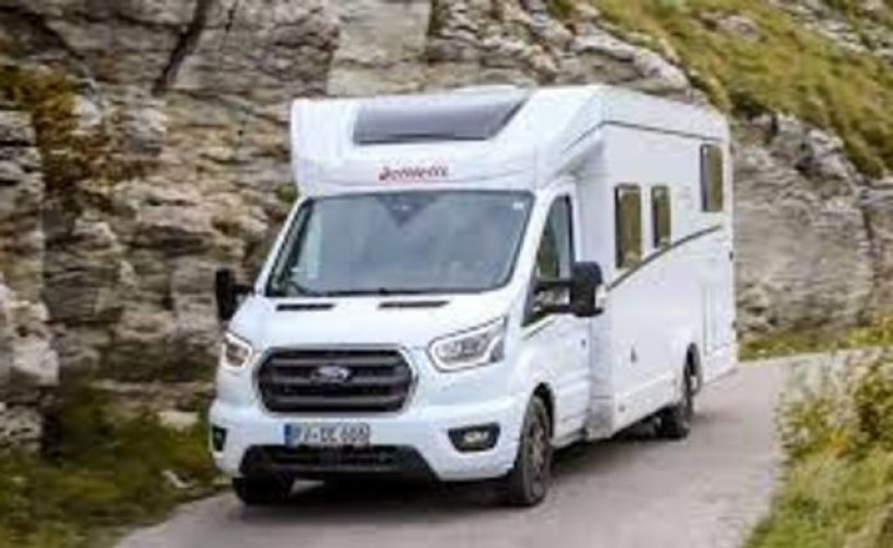 Dethleff's 4 pers. Rent a Dethleffs camper in Echt? From € 122 pd - Goboony photo: 0