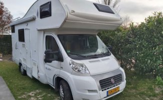 Fiat 6 pers. Rent a Fiat camper in Groningen? From €152 pd - Goboony