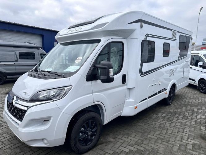 Hymer Etrusco 6900 SB 7 meter+ enkele bedden 