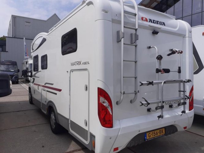 Adria Matrix 680 SL Dakairco / 2x zonnepaneel 