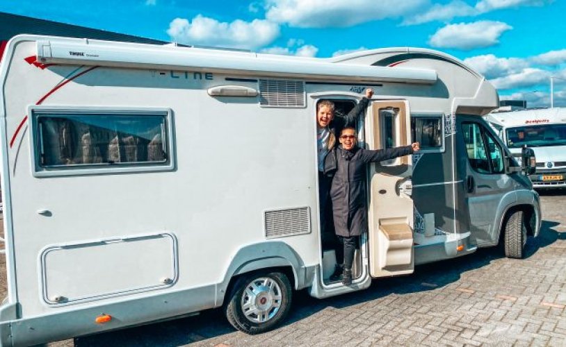 Roller Team 4 pers. Rent a Roller Team camper in Deurne? From € 109 pd - Goboony photo: 0