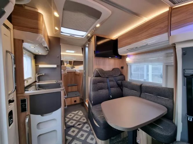 Hymer ML-T 570 luxe keuken Sat Cam  foto: 12