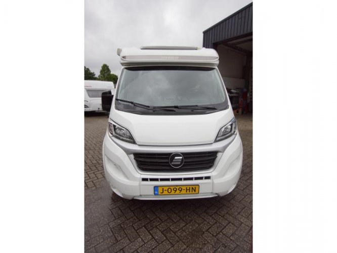 Hymer Exsis-T 588 EX enkele bedden automaat  foto: 5