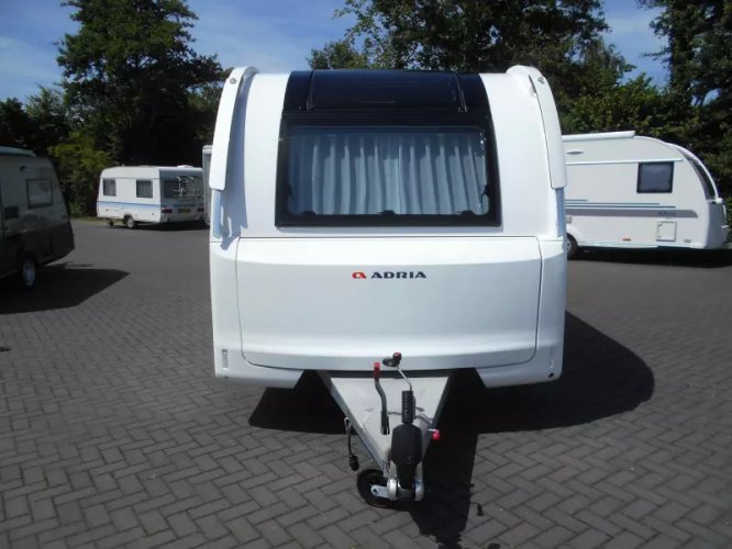 Adria Adora 542 UL Lengtebedden / Airco 2024 