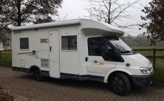 Ford 2 pers. Ford camper huren in Enschede? Vanaf € 80 p.d. - Goboony