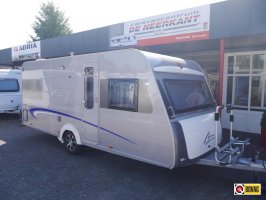 Bürstner Averso Fifty 465 TS zeer nette caravan 