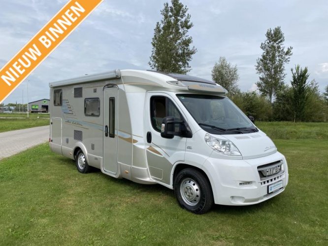 Hymer S 674 SL Lengtebedden  hoofdfoto: 1