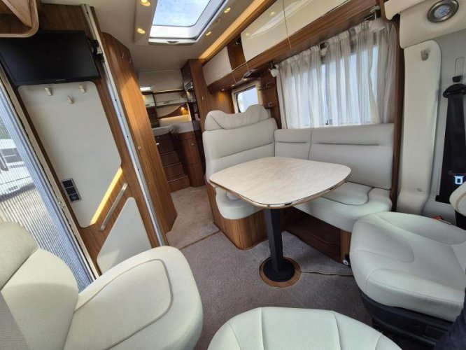 Hymer T 588 SL 150PK Lengtebedden  foto: 15