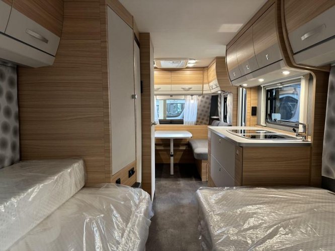 Dethleffs Camper Avantgarde 510 LE ex-verhuur / luifel  foto: 20