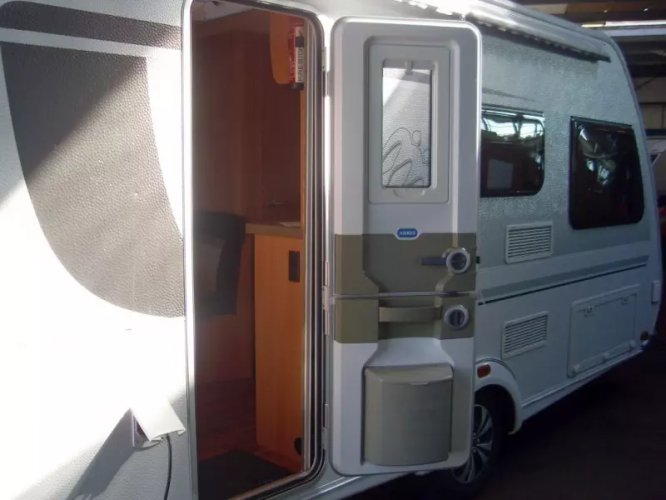 Knaus Sudwind 420 QD Licht gewicht caravan 