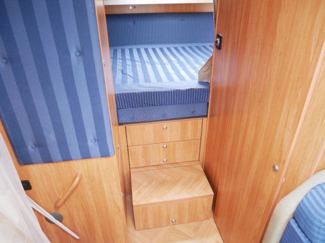 Bürstner Mageo T590, dwarsbed, Compacte 6 meter camper! foto: 18