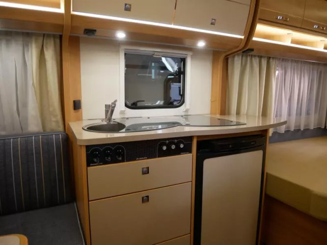 Dethleffs Camper 450 FL  foto: 6