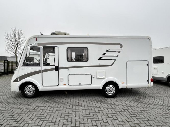 Hymer B514 vastbed/6.50m/NL-geleverd 