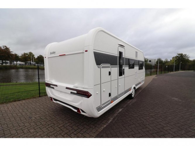 Hobby De Luxe 540 KMFE Model 2025 | 1800Kg | 050