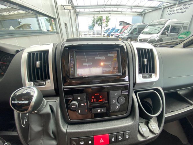 Malibu 640 LE Charming GT AUT CLIMATE CONTROL PALERMO TREKH. foto: 18