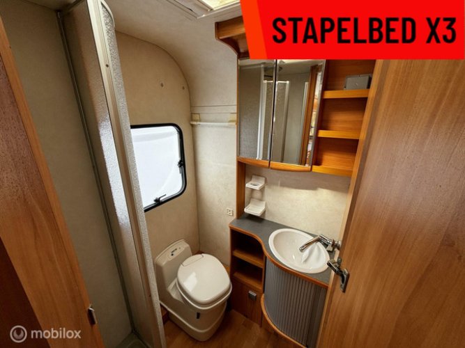 Adria Adora 552 pk 3x stapelbed vastbed treinzit ISABELLA TENT foto: 8