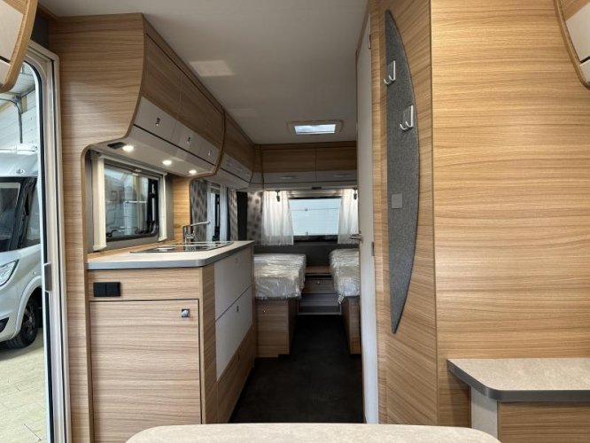 Dethleffs Camper Avantgarde 510 LE ex-verhuur / luifel  foto: 19