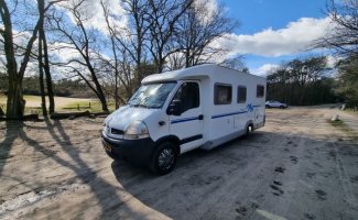 Knaus 2 pers. Rent a Knaus motorhome in Teteringen? From € 73 pd - Goboony