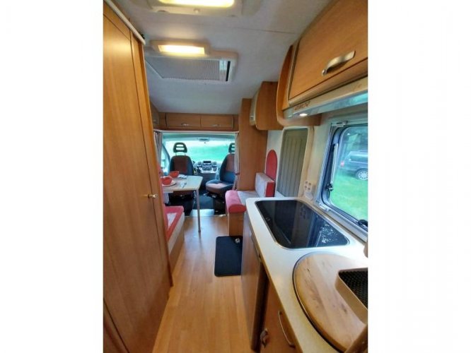 Rimor Europeo starter camper enkele bed  foto: 6