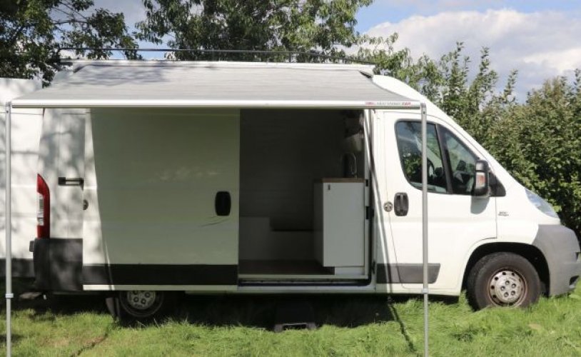Fiat 2 pers. Louer un camping-car Fiat à Arnhem ? À partir de 85 € pd - Goboony photo : 0