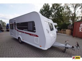 LMC Musica 470 D fransbed, voortent, mover 