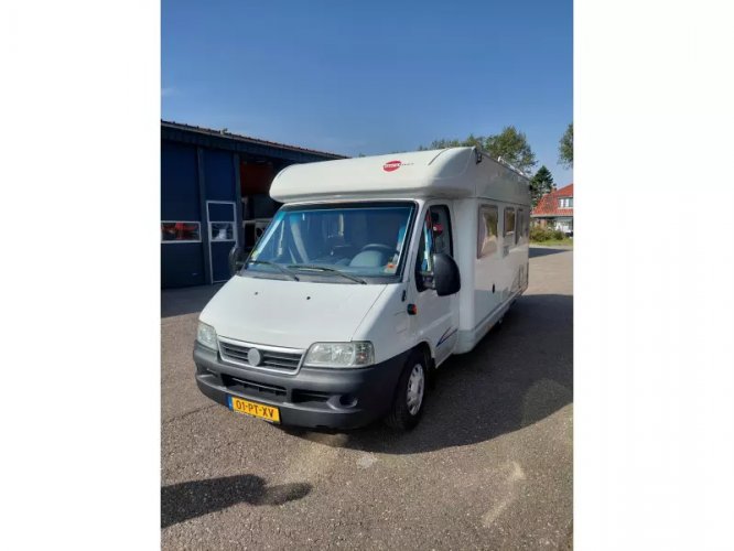 Bürstner T605 ruim en met scooterd  foto: 17