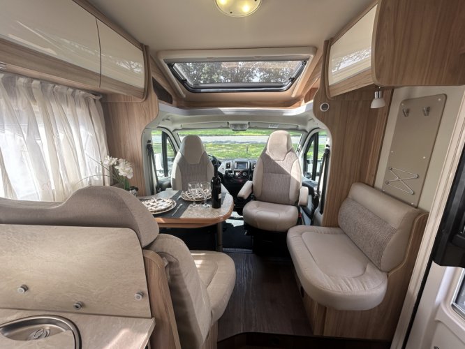 Hymer T 598 GL QUEENSBED 6.99M EURO 6 ZONNEPANEEL foto: 1