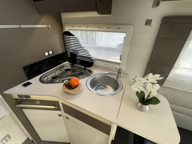 Chausson Flash 635 FRANSBED+FACE TO FACE EURO 6 DIESELKACHEL foto: 7