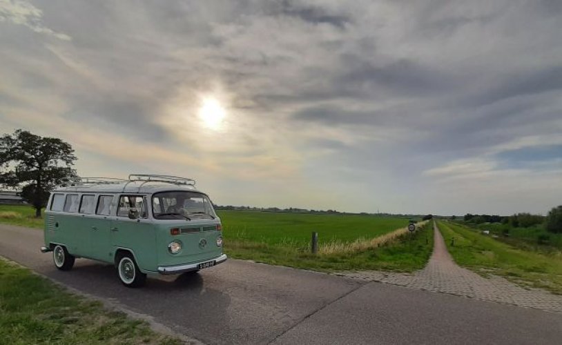 Volkswagen 2 pers. Volkswagen camper huren in Hengevelde? Vanaf € 145 p.d. - Goboony foto: 1
