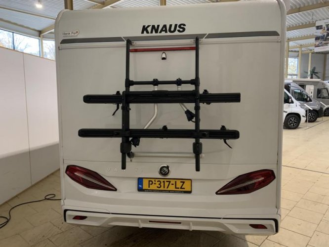 Knaus Vansation 650 MEG ex-verhuur /enkele bedden 