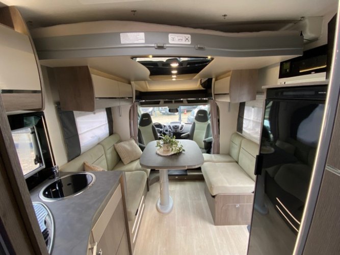 Chausson Titanium 768 Automaat Queensbed 24.809km 2019